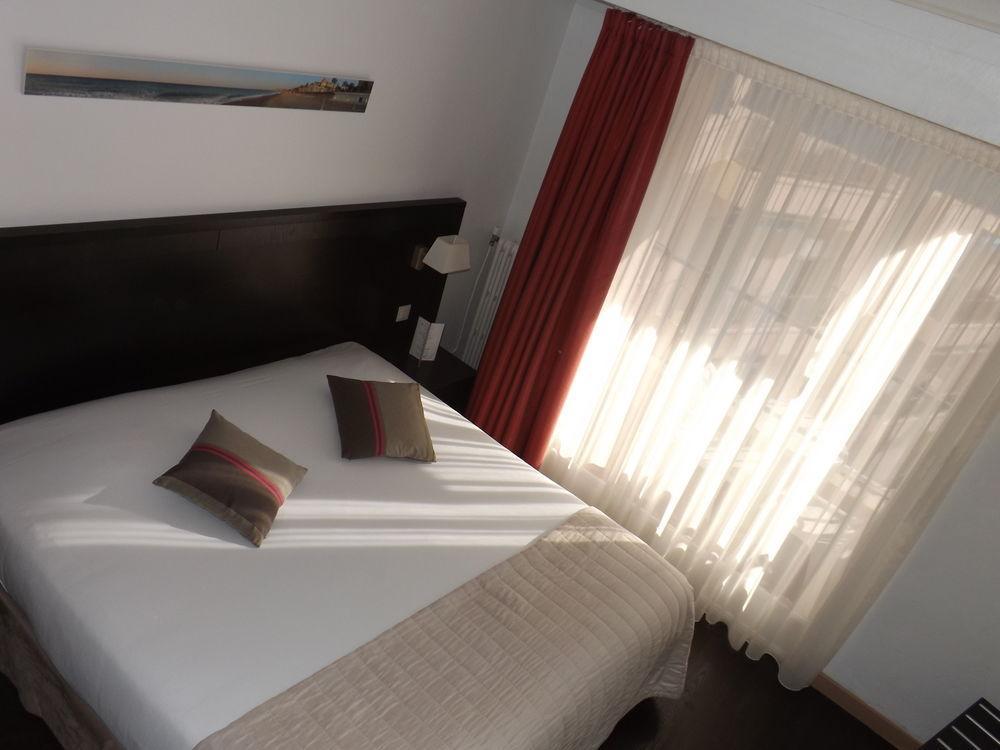 ביוליו-סור-מר Hotel Comte De Nice מראה חיצוני תמונה