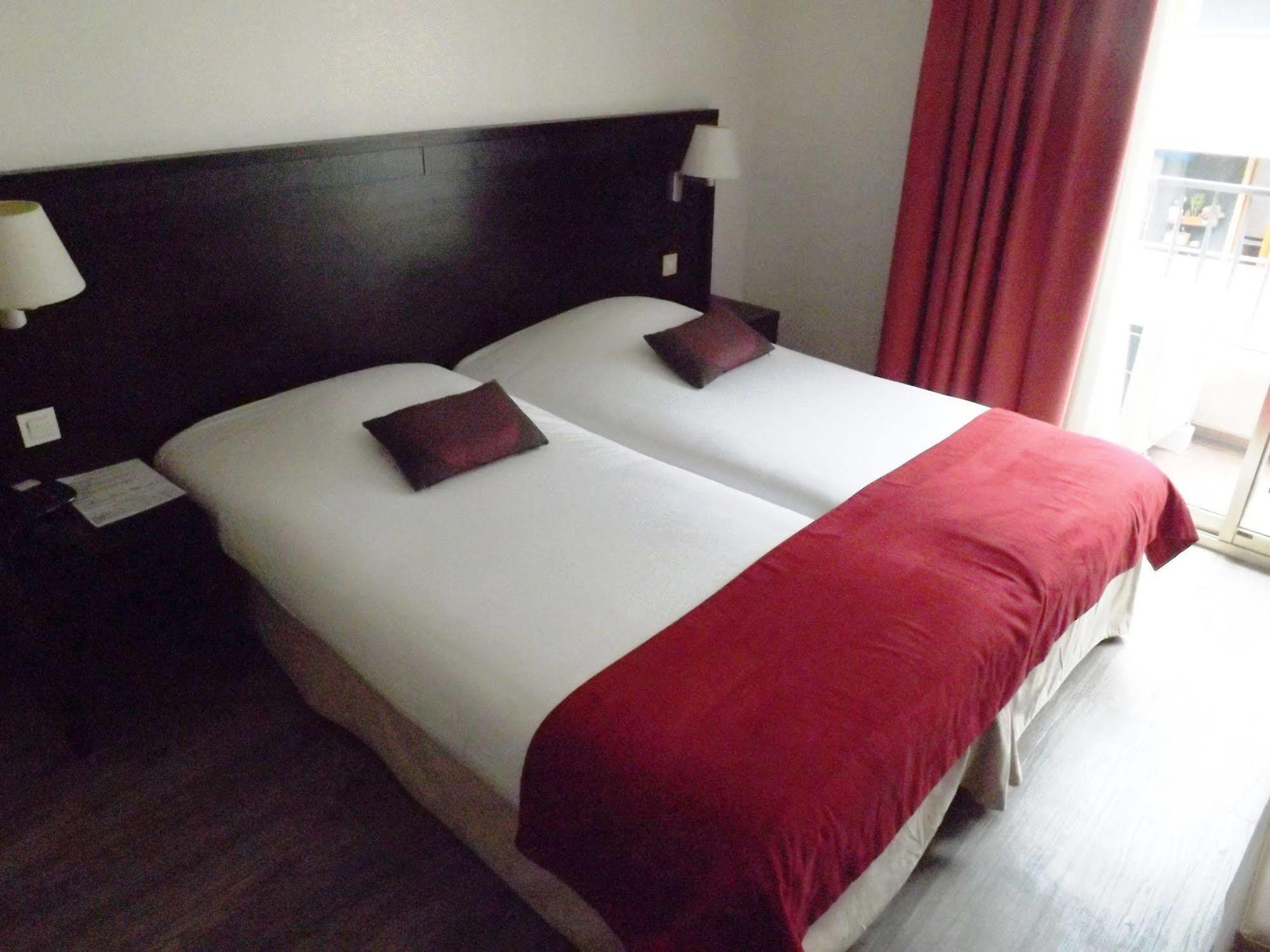 ביוליו-סור-מר Hotel Comte De Nice מראה חיצוני תמונה
